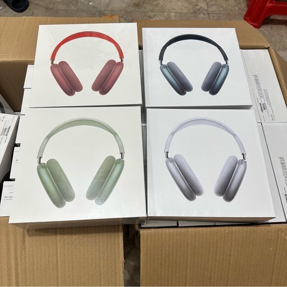 Apple AirPods Max Pallets for Sale – quality 100 PCS for $700 | Wholesale Liquidation USA 12 Apple AirPods Max Pallets for Sale