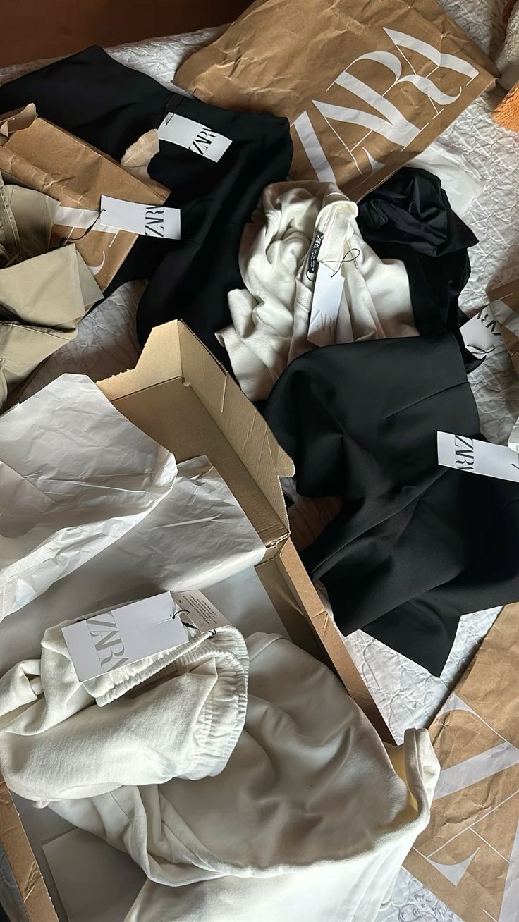 Zara Kids Clothing Pallet (250 Pieces) – Brand New Mixed Styles for Ages 1–15 | $450 Wholesale Deal 7 Zara Kids Clothing Pallet (250 Pieces) – Brand New Mixed Styles for Ages 1–15 | $450 Wholesale Deal - Image 7