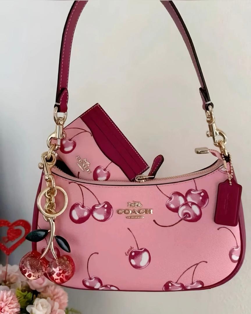 Quality Wholesale Handbags Pallets Liquidation online 9 wholesale handbags pallets
