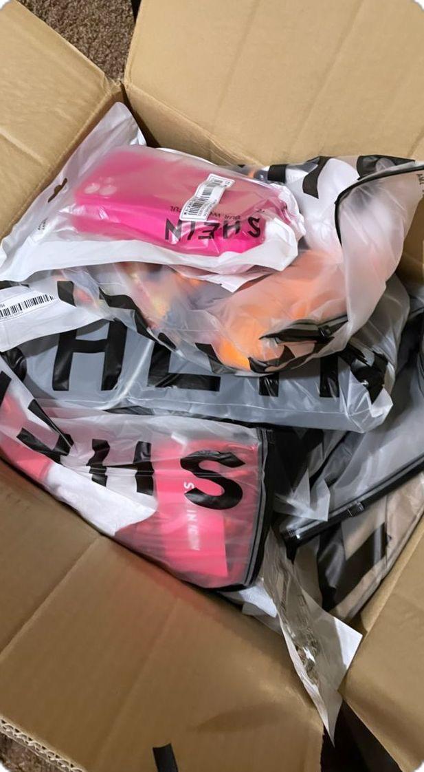 Buy 200-Piece SHEIN Clothing Pallets Liquidation – Mixed Condition, Trendy Styles | $500 Per Pallet 10 SHEIN Clothing Pallets Liquidation