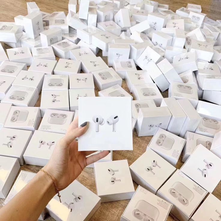 Buy Apple AirPods Pro Pallet – 100 Units (1st & 2nd Gen Mixed) | Bulk AirPods Liquidation for Resellers 5 AirPods Pro Pallets for Sale