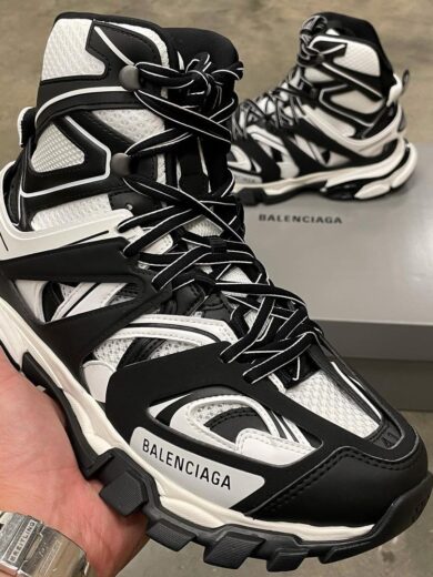 buy Balenciaga Shoes Pallets online