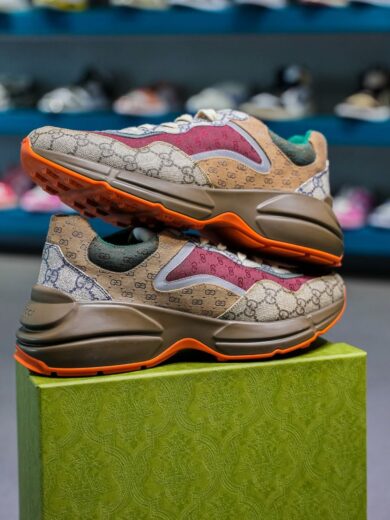 Buy Gucci Liquidation Pallets (50 pairs of shoes-$650)