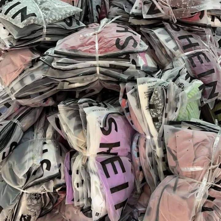 Buy 200-Piece SHEIN Clothing Pallets Liquidation – Mixed Condition, Trendy Styles | $500 Per Pallet 1 Buy SHEIN Clothing Pallets for Resale (200-400 Pieces From $500)