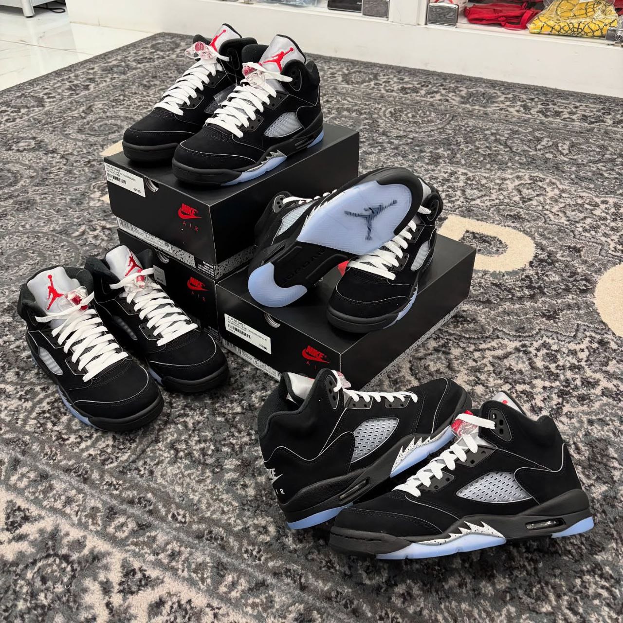 Buy Wholesale Jordan Shoes Pallet (50 pairs at $650) 1 Buy Wholesale Jordan Shoes Pallet (50 pairs at $650)