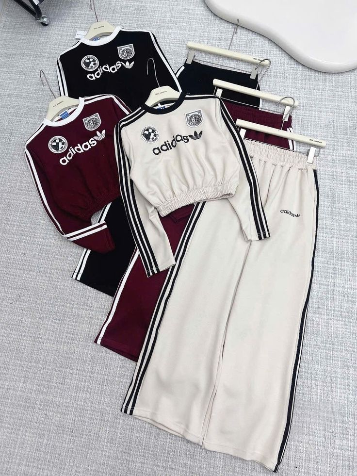 Adidas Clothing Wholesale Pallets – 200 Authentic Sportswear Items for $600 | Bulk Resale Deal 12 Adidas Clothing Pallets