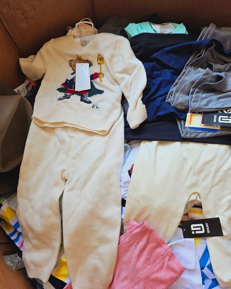 Baby Clothing Wholesale for sale Pallets Liquidation – 200 Brand New Baby Clothes for $500 1 Baby Clothing Wholesale Pallet