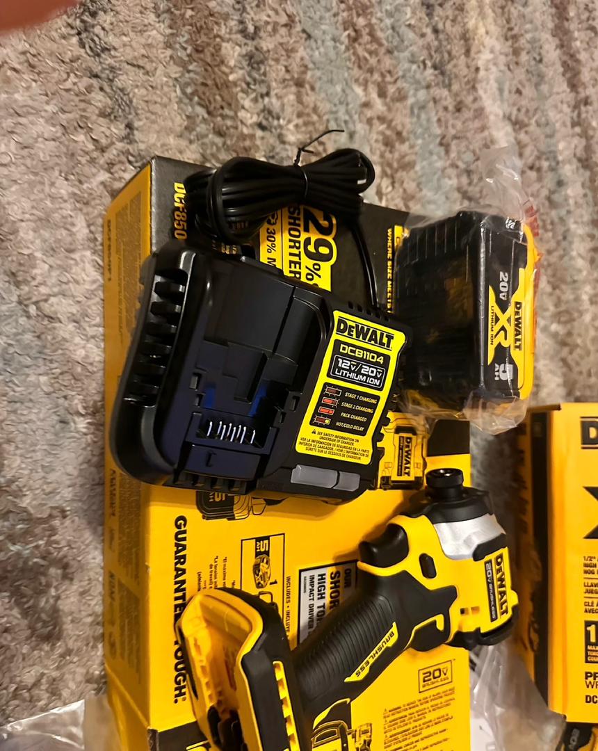 DeWalt Tools Liquidation Pallets (100 New Units) – Wholesale Power Tools Bundle for Resellers 5 DeWalt tools liquidation pallets