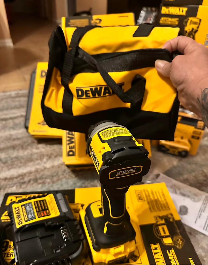 DeWalt Tools Liquidation Pallets (100 New Units) – Wholesale Power Tools Bundle for Resellers 10 DeWalt wholesale pallets