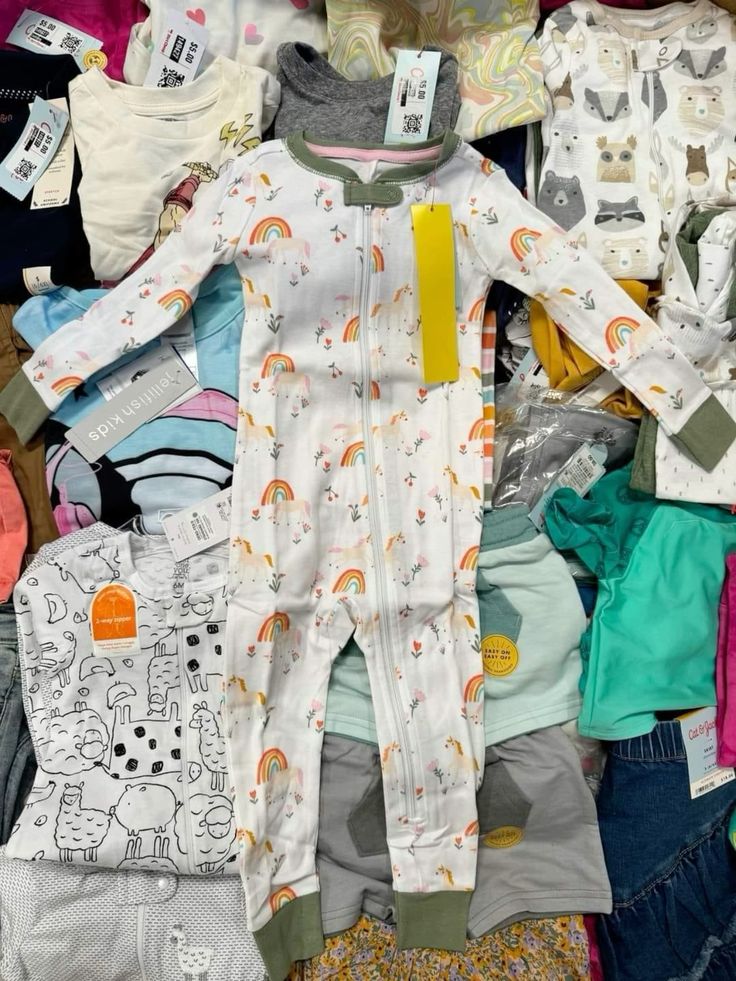 Baby Clothing Wholesale for sale Pallets Liquidation – 200 Brand New Baby Clothes for $500 11 Baby Clothing Wholesale Pallet