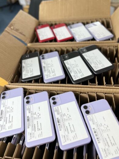 Mixed iPhone Pallets