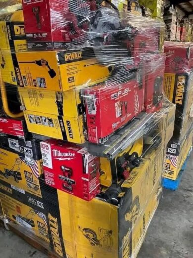 USA pallets liquidation 8 Milwaukee and DeWalt tools pallet for sale