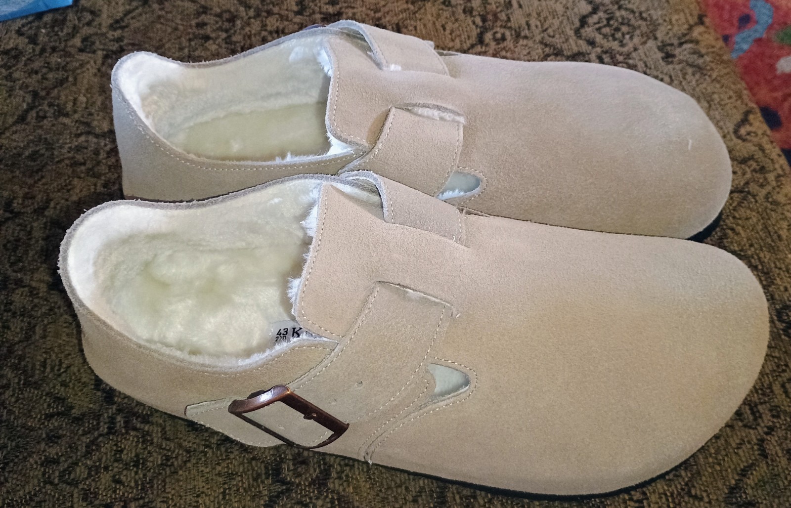 Birkenstock Pallet – 150 Pairs Wholesale Footwear for $1,000 8 Birkenstock pallets for sale