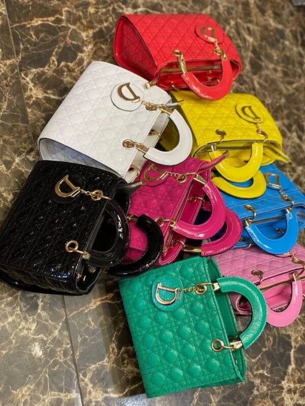 Quality Wholesale Handbags Pallets Liquidation online 13 wholesale handbags pallets