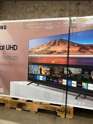 Wholesale TV Pallets ( 10 mixed TVs 32 to 85 inches $900 )
